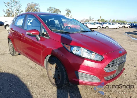 2014 Ford Fiesta Se z USA, uszkodzony, nr VIN 3FADP4EJXEM216941